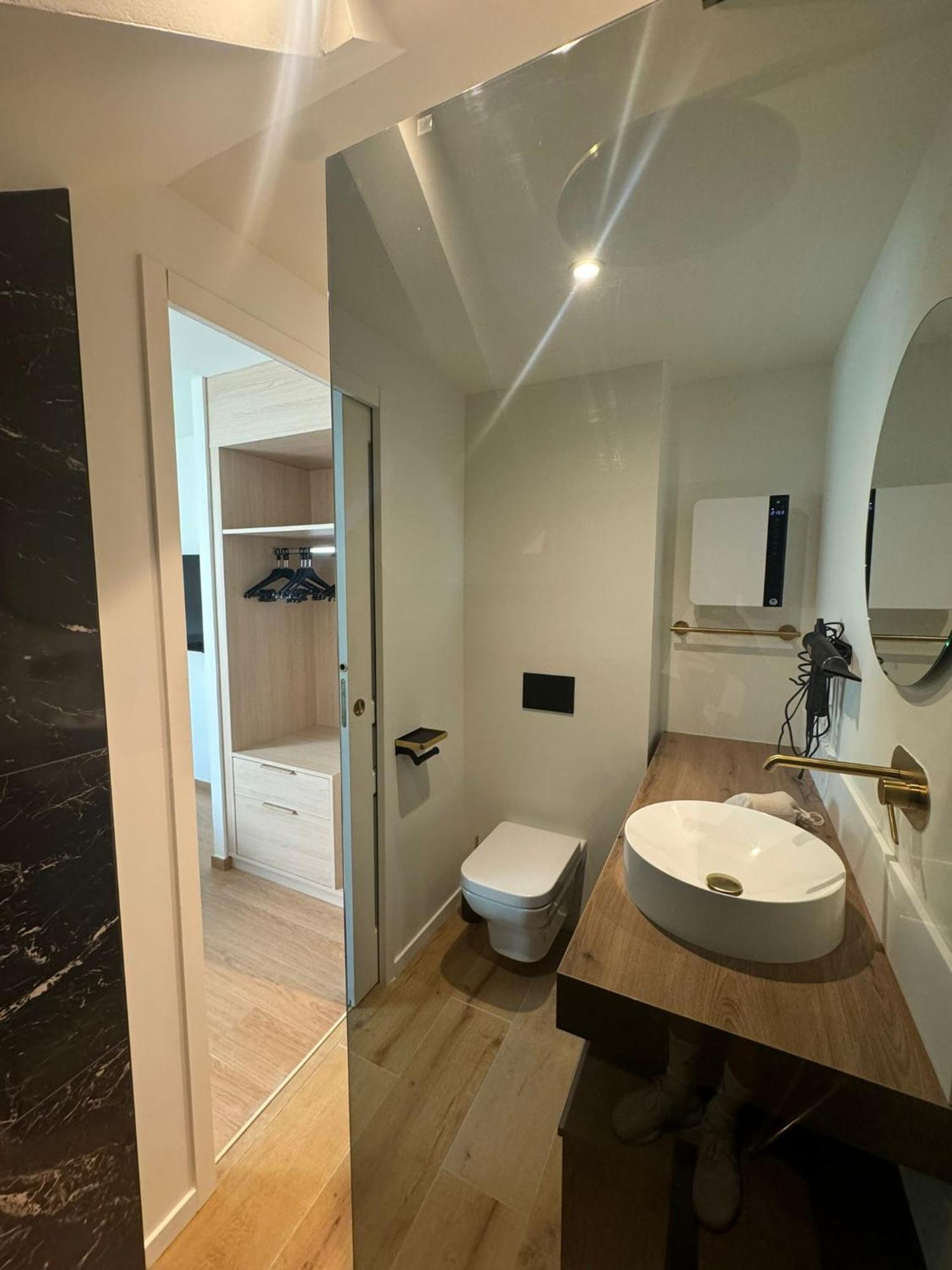 Appartements Confortables Avec Vue Montagne - Residence Villa Belle Fleur Chateau-Ville-Vieille Luaran gambar