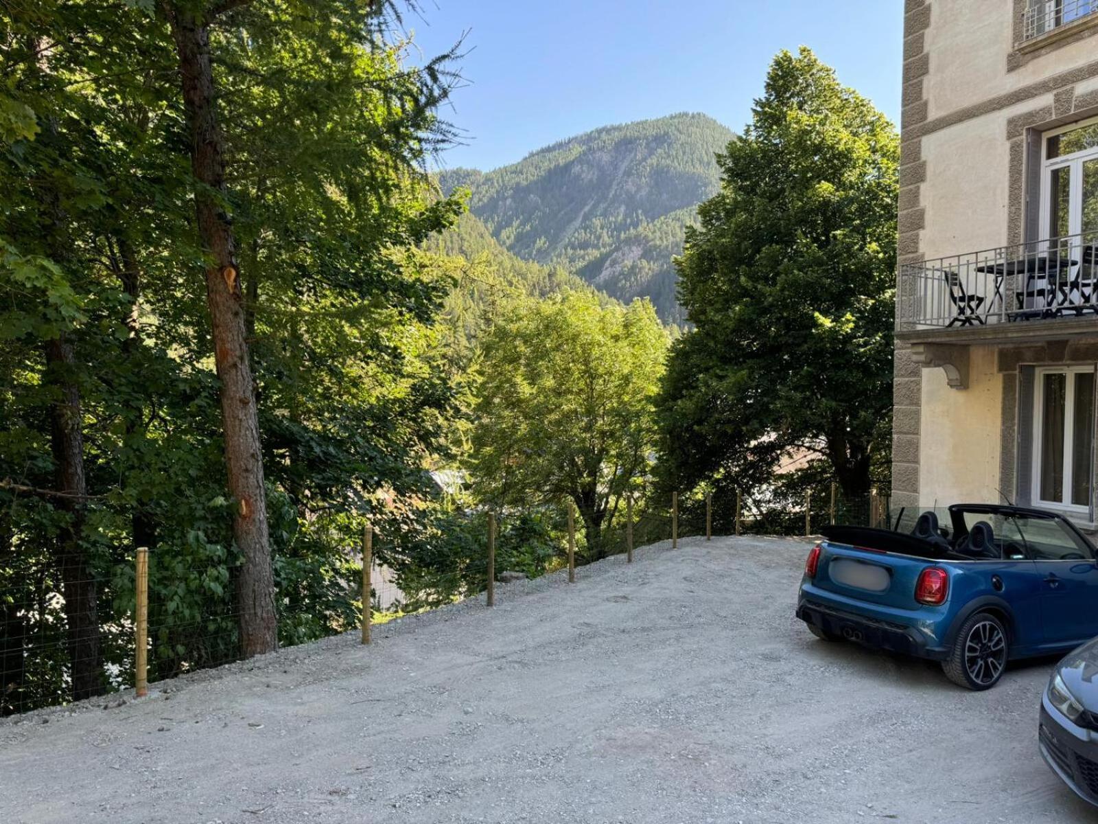 Appartements Confortables Avec Vue Montagne - Residence Villa Belle Fleur Chateau-Ville-Vieille Luaran gambar