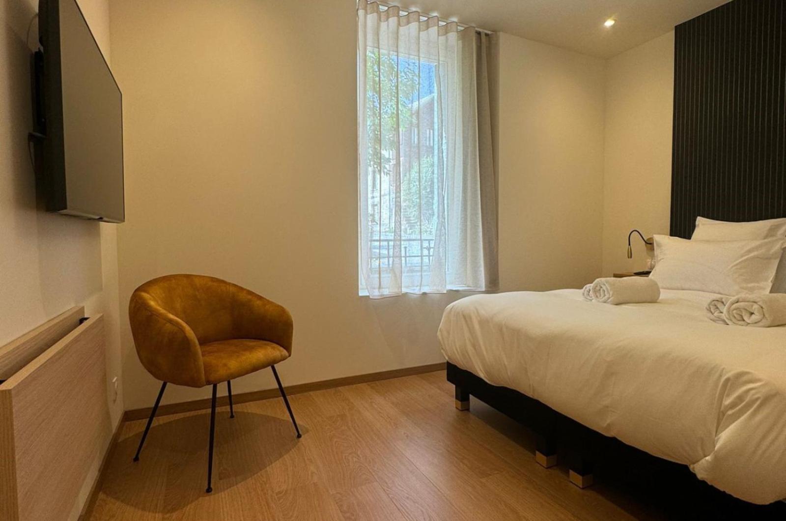 Appartements Confortables Avec Vue Montagne - Residence Villa Belle Fleur Chateau-Ville-Vieille Luaran gambar