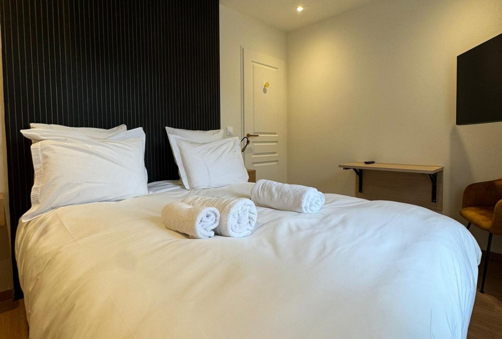 Appartements Confortables Avec Vue Montagne - Residence Villa Belle Fleur Chateau-Ville-Vieille Luaran gambar